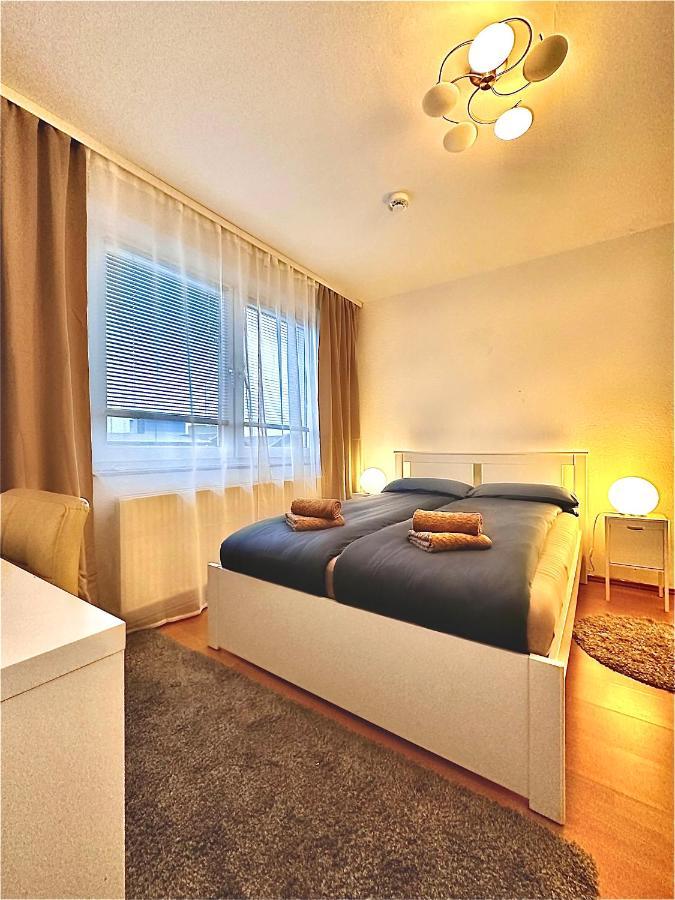 Homezone Seelze Buitenkant foto